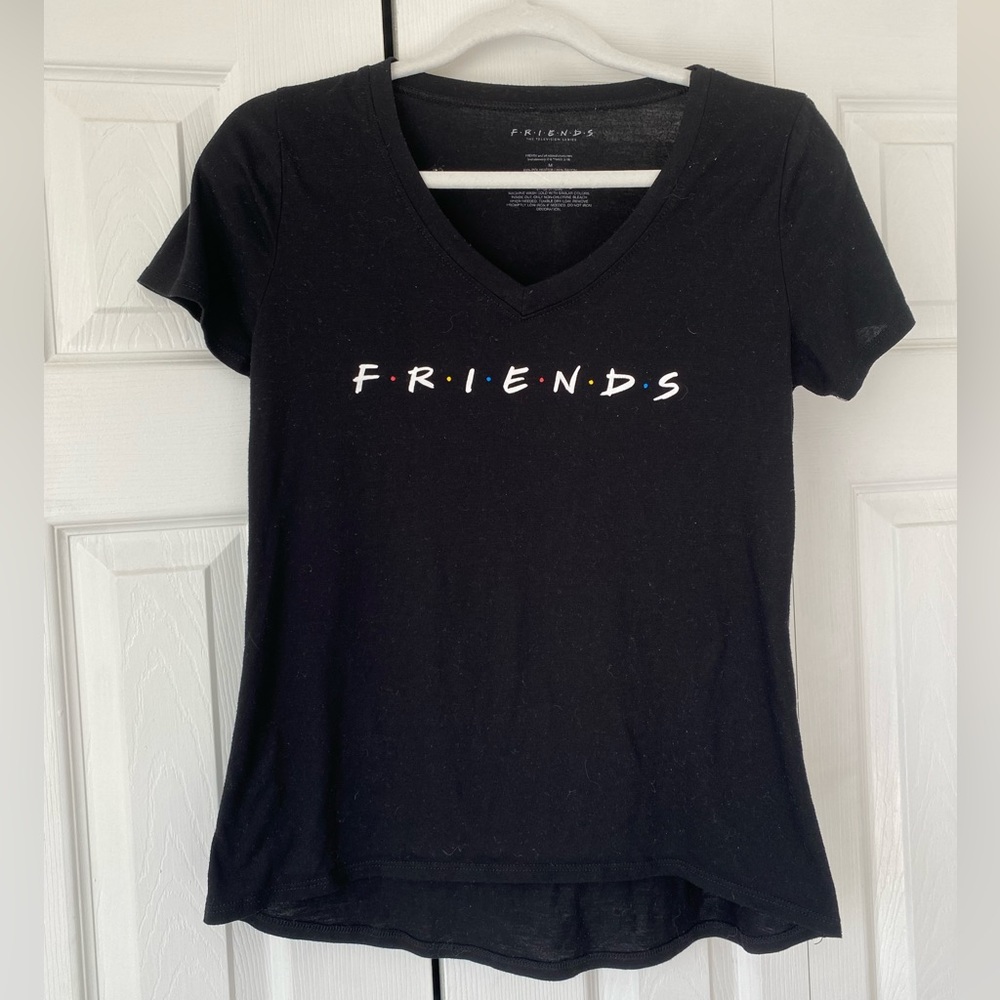 OBO Friends v-neck T-shirt